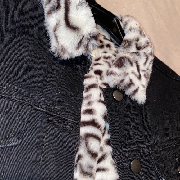 jean jacket - Picture 2 of 2